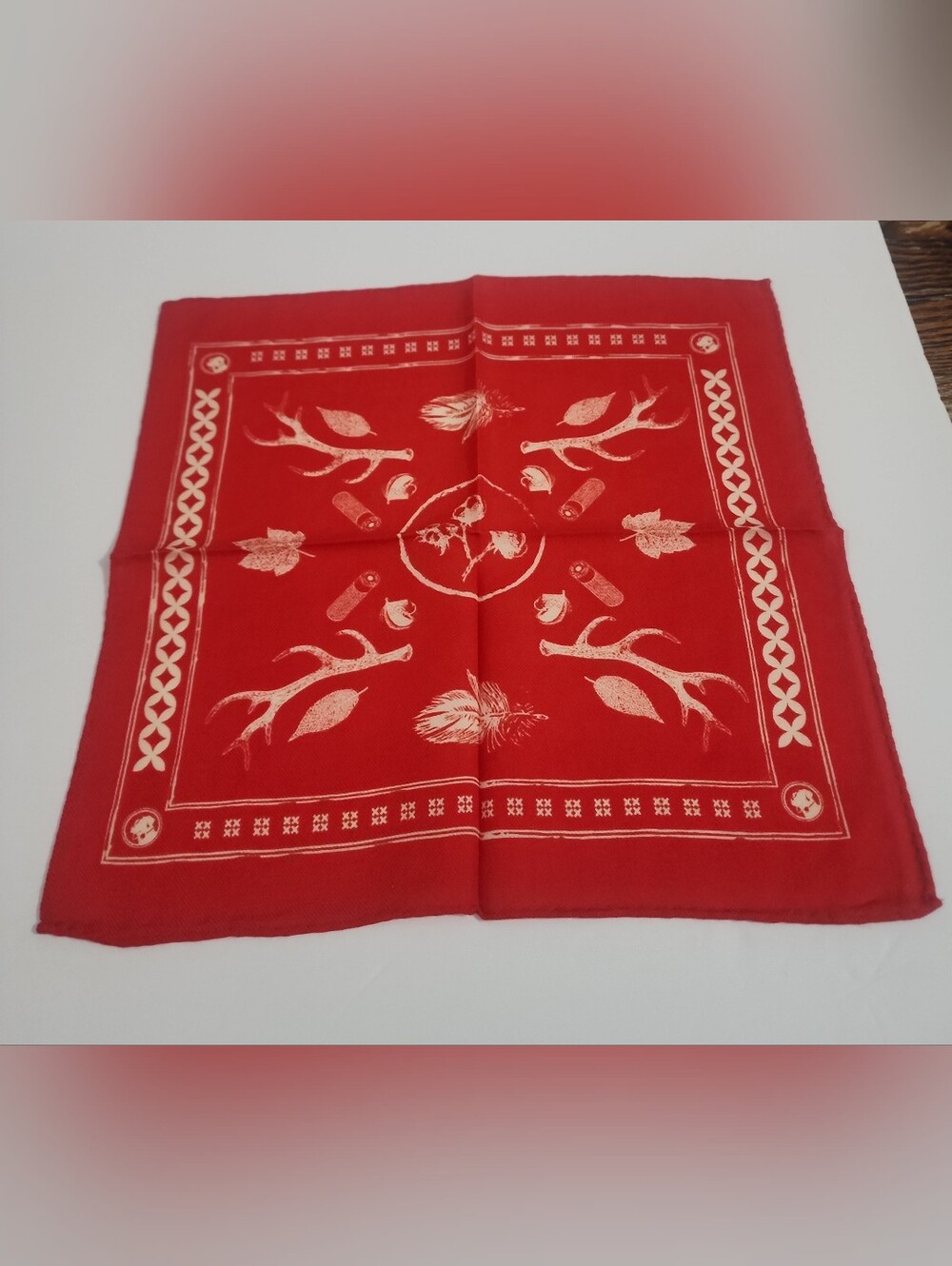 Men's Red Pocket Square White Hunting Theme Graphic Pattern NWT Sz 12 1/2" X 13"